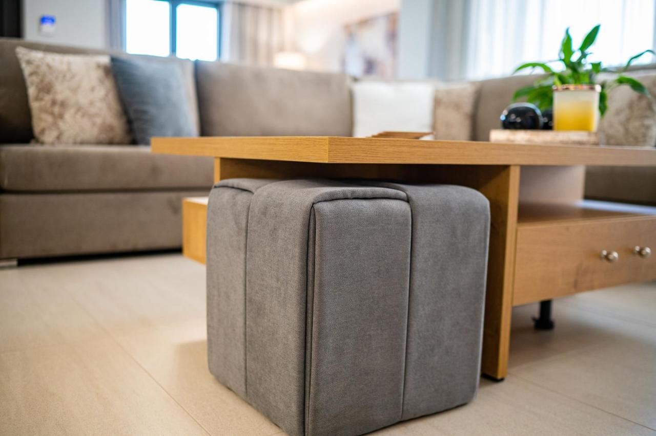 Lilium Apartment คอสทาวน์ ภายนอก รูปภาพ