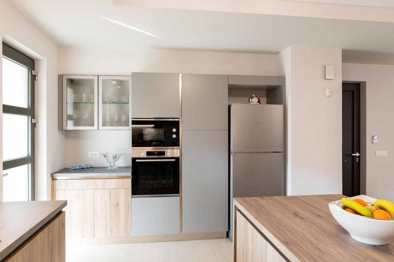 Lilium Apartment คอสทาวน์ ภายนอก รูปภาพ