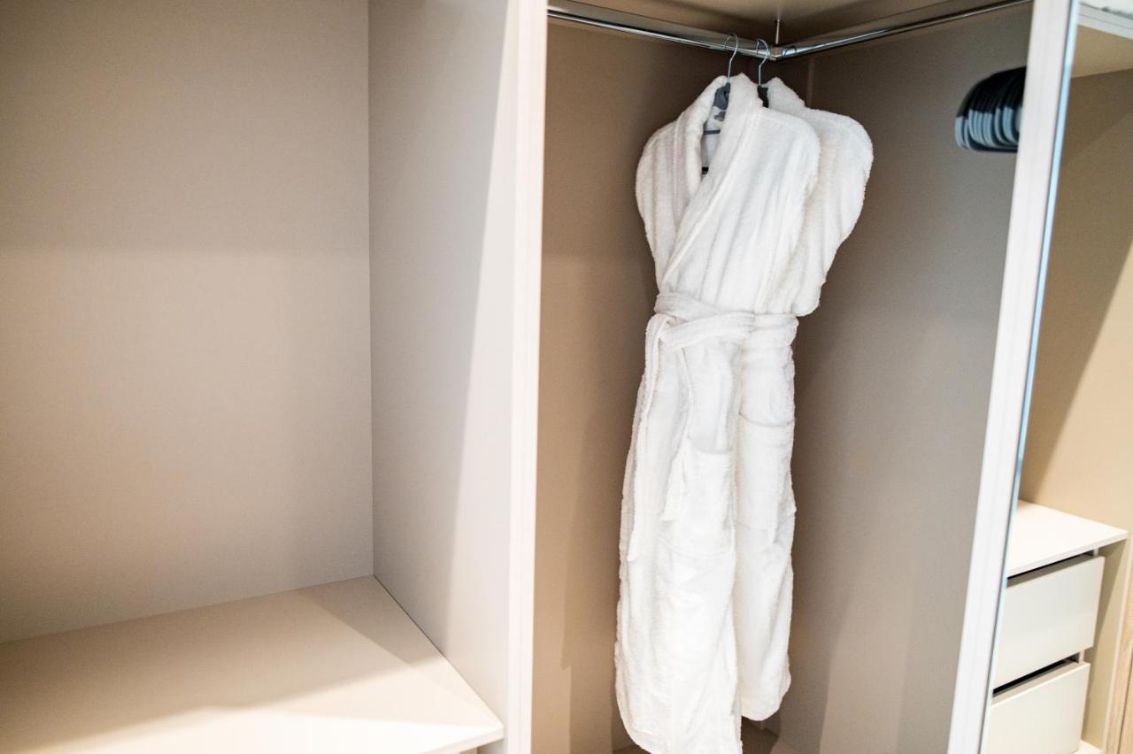 Lilium Apartment คอสทาวน์ ภายนอก รูปภาพ